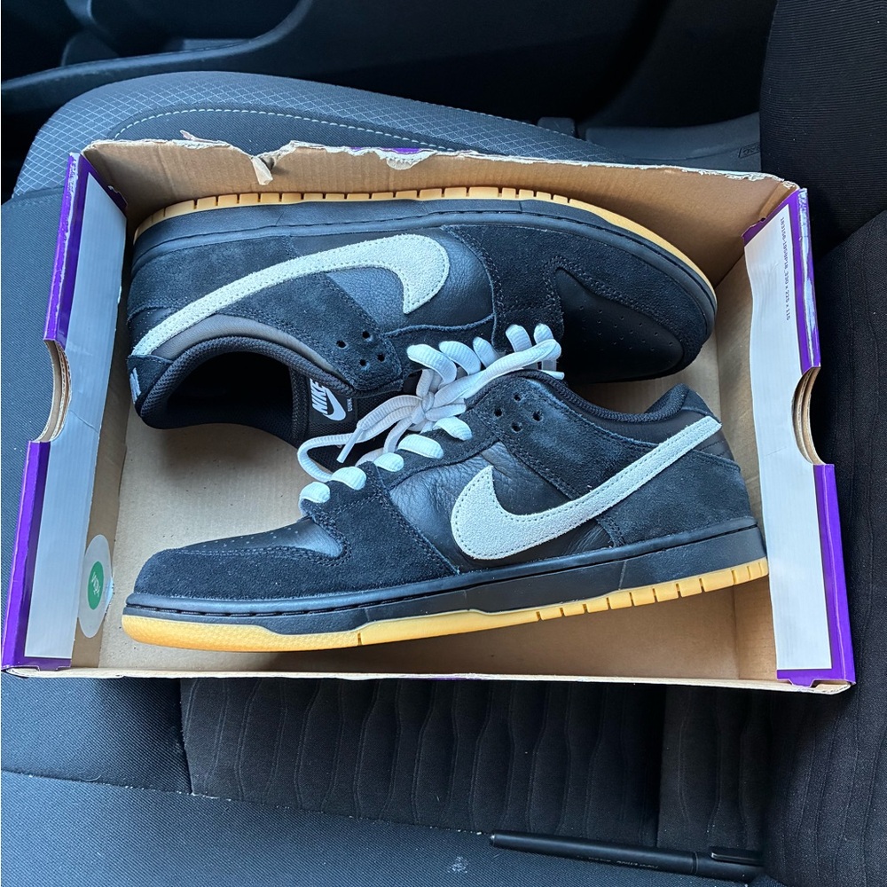 Nike SB Dunk Low Black/Gum